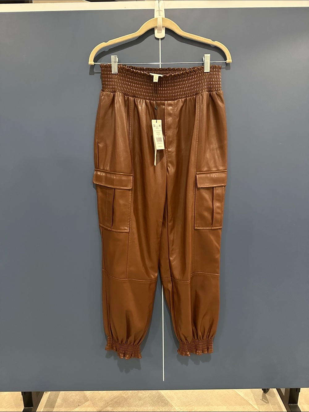 NWT Cinq à Sept Lite Vegan Leather Jenning Cargo Jogger Pants — Espresso | XL